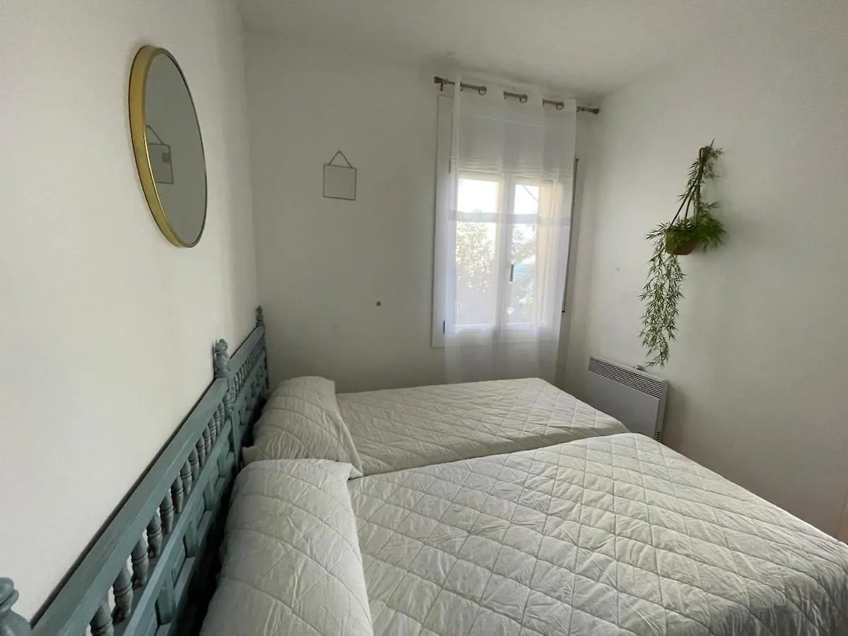 Apartment Roses Sea View 0*,  스페인