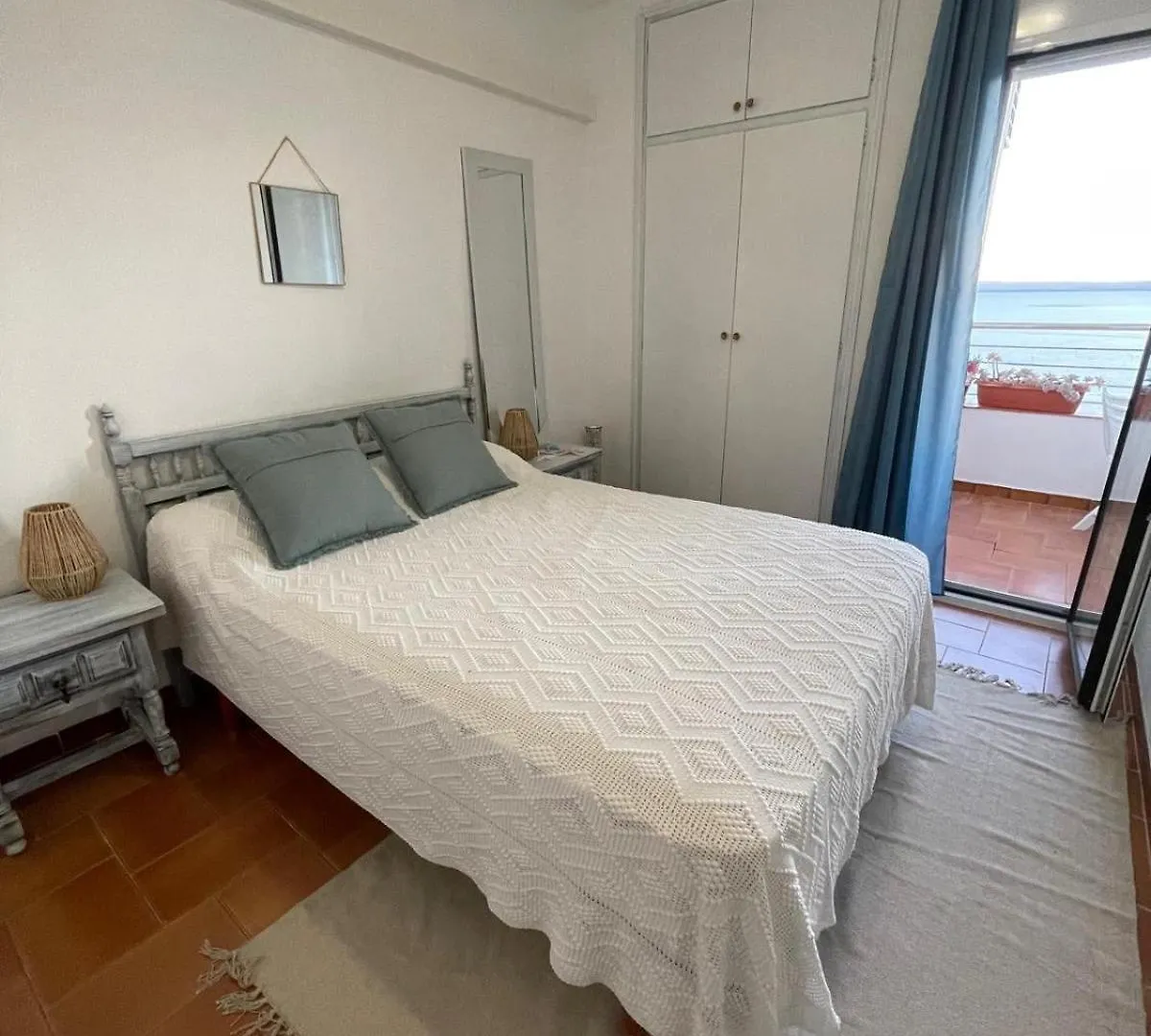 Apartment Roses Sea View